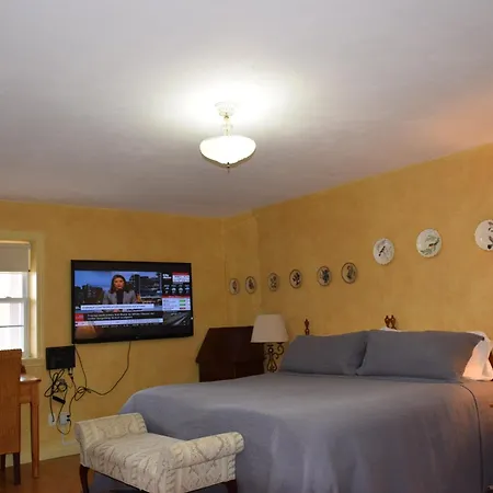Auberge Wild Rose Inn Moncton Exterior photo