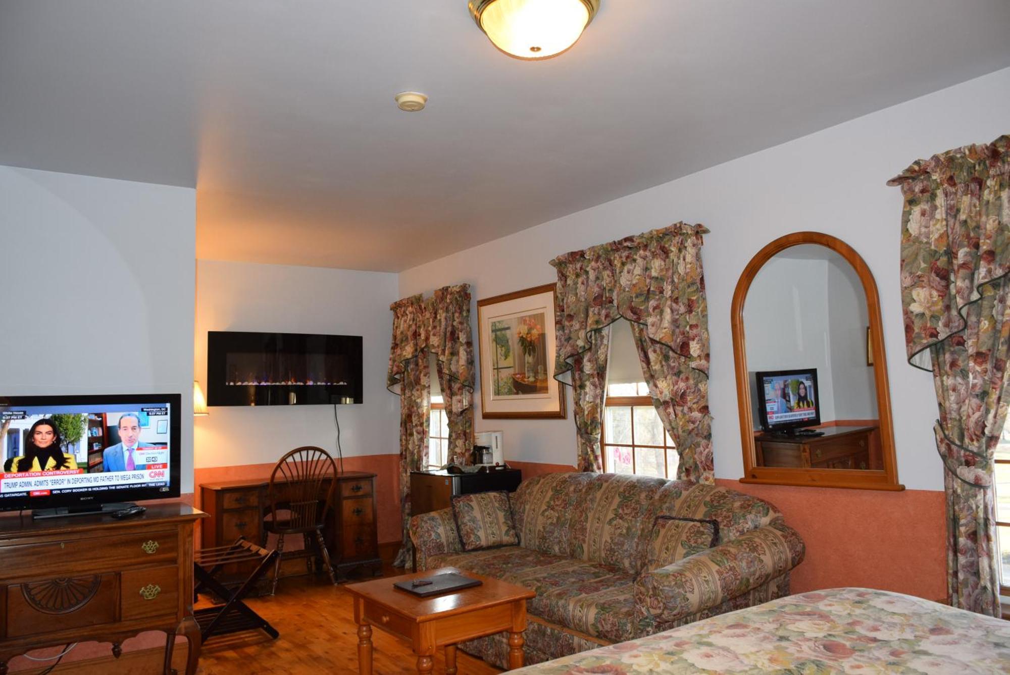 Hotel Wild Rose 4*