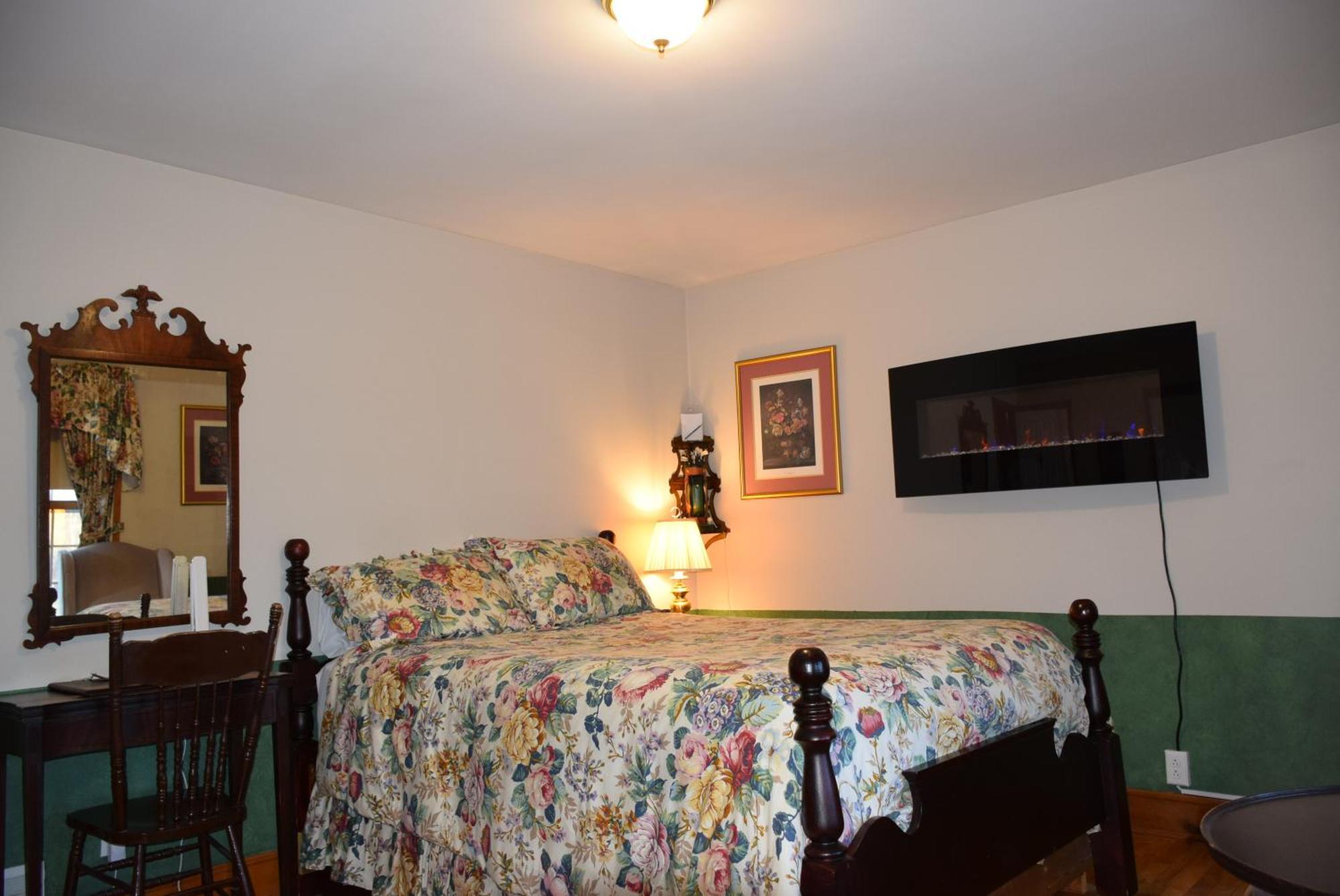 Wild Rose Hotel 4*