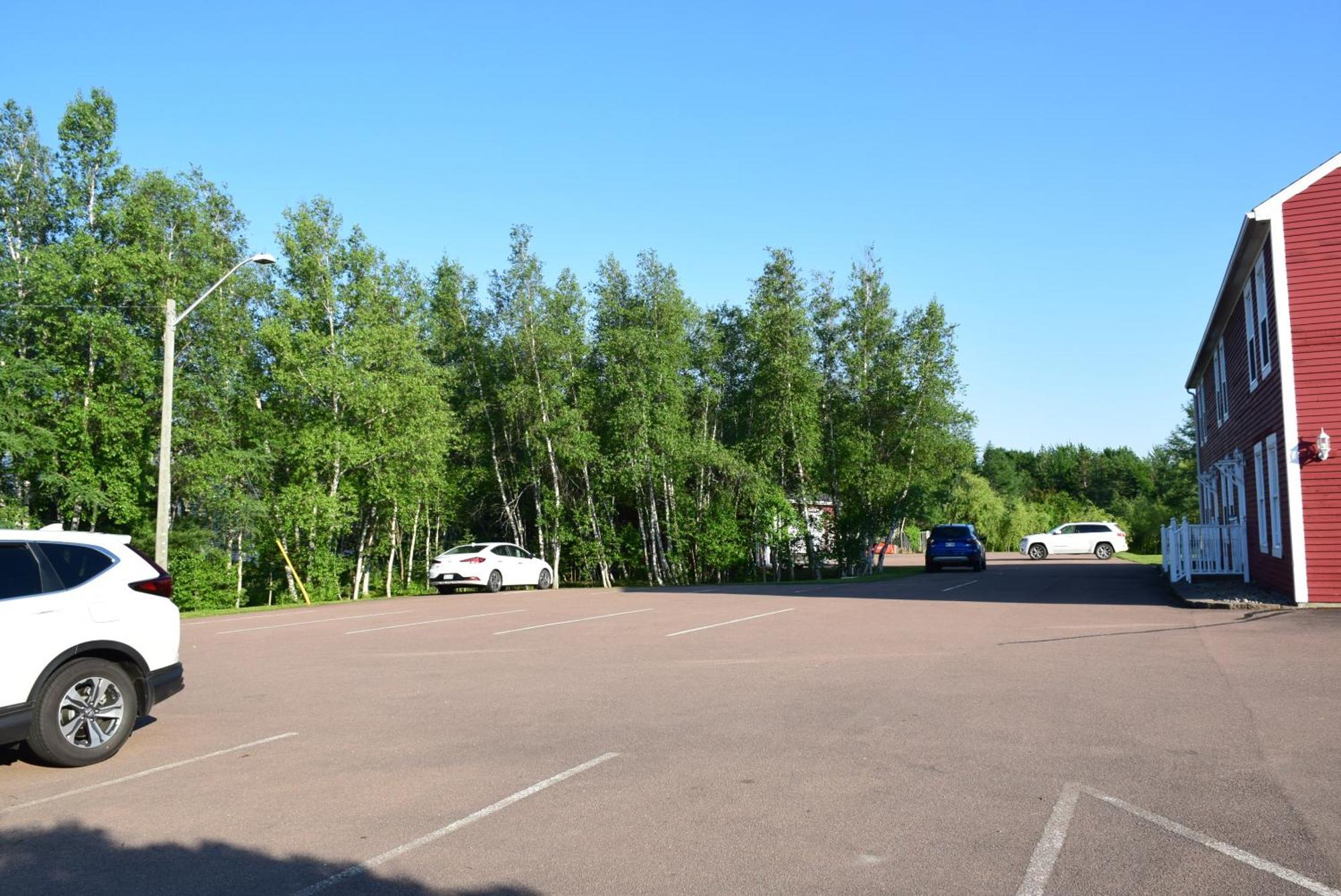 Wild Rose 4* Moncton